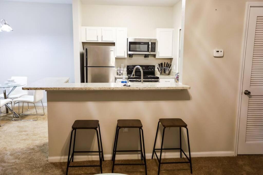 Apartament Lux 2Bd 2Ba Minutes From The Water Pensacola Zewnętrze zdjęcie